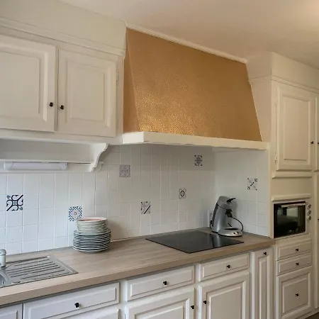 Rdc 9 Personnes, 2 Chambres, Wifi, Proche Du Centre 拉布尔布勒