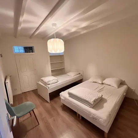 Rdc 9 Personnes, 2 Chambres, Wifi, Proche Du Centre Apartment *