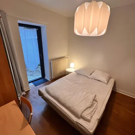 Rdc 9 Personnes, 2 Chambres, Wifi, Proche Du Centre Apartment